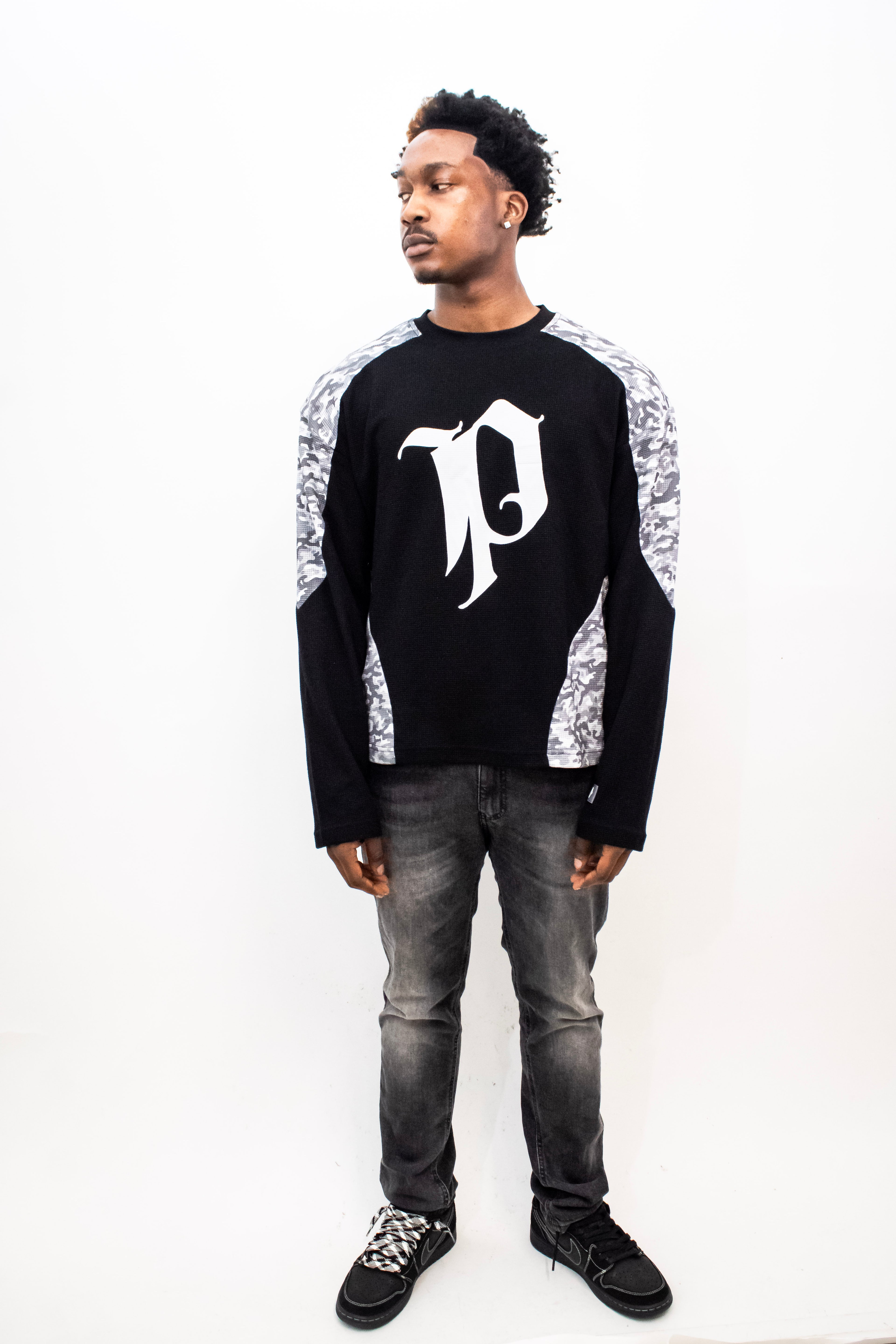 P22 Longsleeve